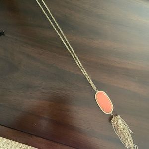 Kendra Scott necklace